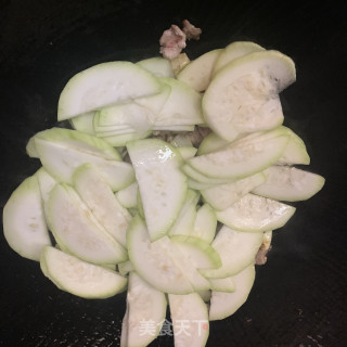 蒲瓜炒里脊肉步骤8