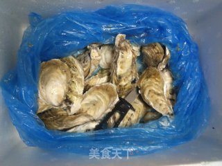 盐焗干锅生蚝步骤1