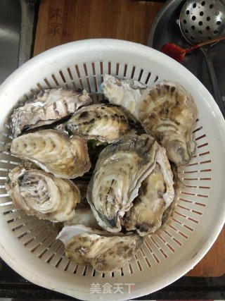 盐焗干锅生蚝步骤2
