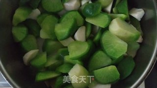 萝卜菌菇煲步骤5