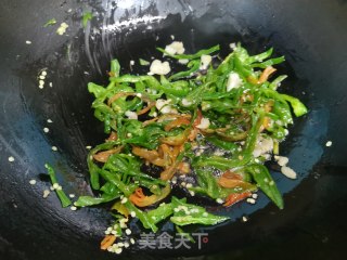 青椒炒窝笋步骤5