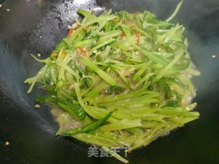 青椒炒窝笋步骤7