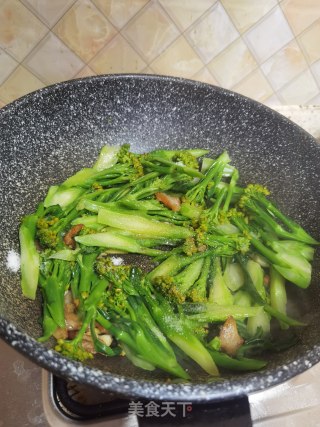 猪油渣炒芥兰花步骤9