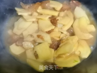 腊肉烧笋步骤8