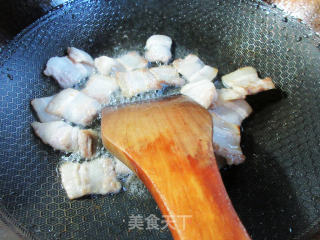 青线椒炒五花肉步骤3
