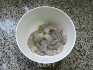 蘑菇虾仁炒蒲瓜步骤3