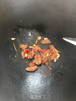 黄豆酱豆角炒猪肉步骤4