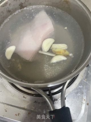 四川尖椒火锅肉步骤3
