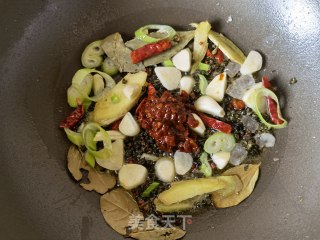 十三香小龙虾尾步骤6