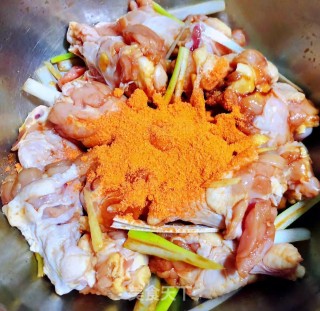 奥尔良烤鸡腿根#萌系美食#步骤4