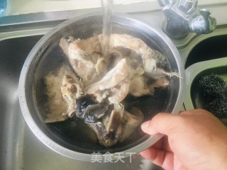 野生鲶鱼炖茄子步骤3