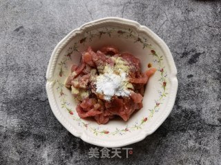麻辣牛柳步骤3