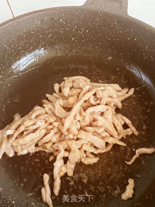 千张肉丝步骤2