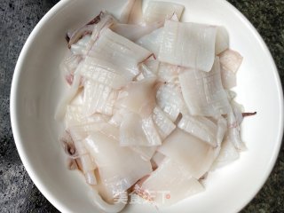 甜椒炒鱿鱼步骤4