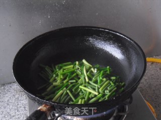 干炒蒜薹步骤3