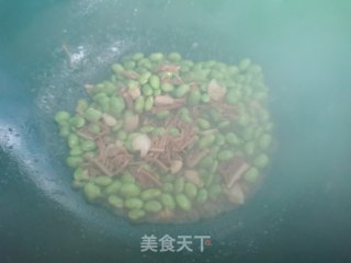 毛豆炒牛百叶步骤4
