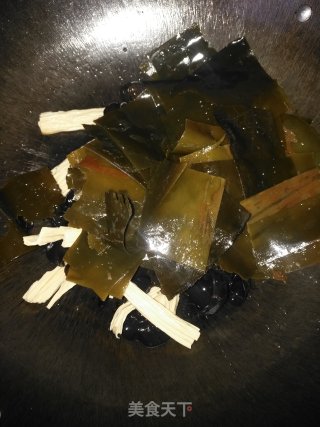 腐竹海带炖牛肉步骤5