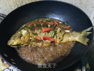 家常酱烧鲤鱼步骤9