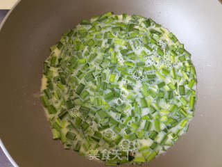 韭菜水烘鸡蛋步骤7