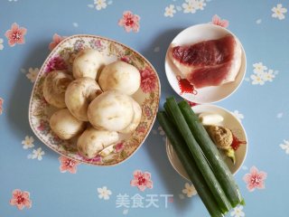 酱香口蘑步骤1