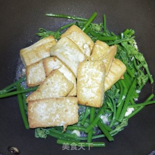 瓜苗炒豆腐 步骤9