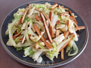 包菜炒豆干步骤7