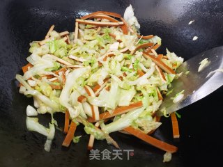 包菜炒豆干步骤5