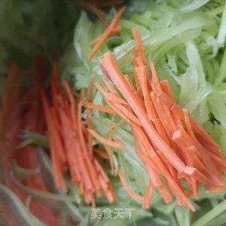 椒香莴苣丝步骤3