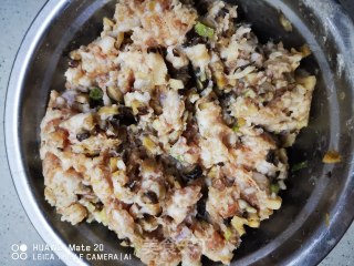 冬菇肉丸步骤3
