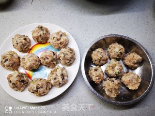 冬菇肉丸步骤4