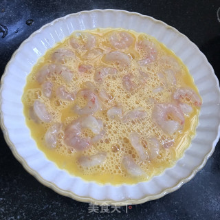 番茄炒虾仁滑蛋步骤5