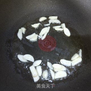 贡菜炒核桃步骤8