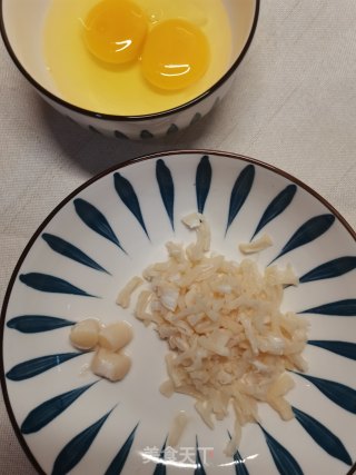 干贝炒鸡蛋步骤1