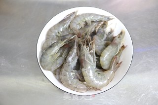 避风塘酥脆虾步骤1