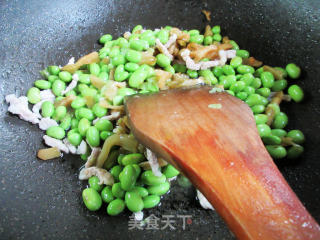 肉丝榨菜丝炒毛豆步骤6