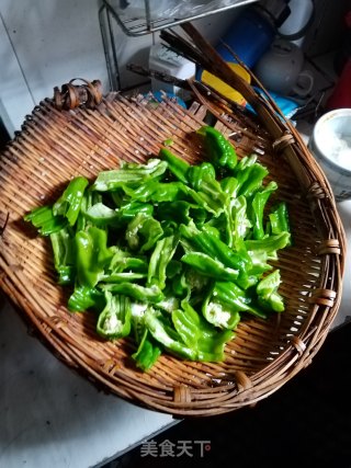 虎皮海椒步骤1