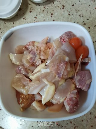 笋干焖鸡步骤5