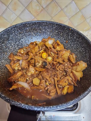 笋干焖鸡步骤15