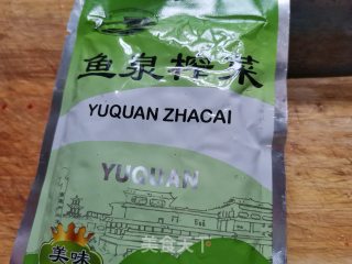 肉末榨菜炒红辣椒步骤11