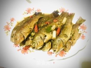煎烧鲫鱼步骤7