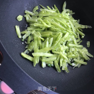 山茶油炒苦瓜步骤9