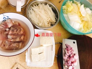 泡菜肥牛步骤2