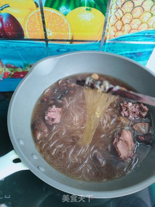 鸡汤红薯粉条步骤6
