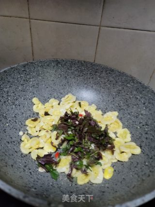 紫苏蚝油炒瓜皮步骤4