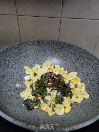 紫苏蚝油炒瓜皮步骤5