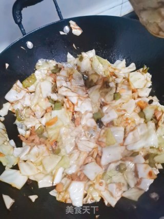 青椒炒圆白菜步骤12
