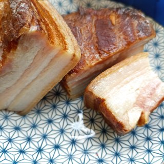 芹菜胡萝卜炒腊肉步骤3