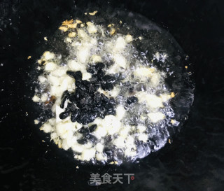 豆豉炒空心菜步骤5