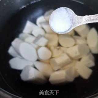 “清淡美食”梅花肉炖山药步骤4