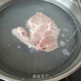 “清淡美食”梅花肉炖山药步骤5